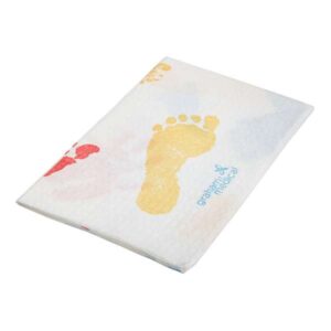GRAHAM MEDICAL TISSUE/POLYBACK TOWELS-Towel, Tiny Tracks®, 13½" x 18", 2-Ply
