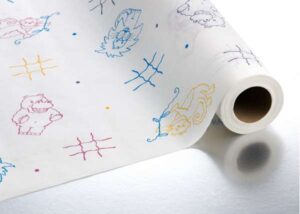 GRAHAM MEDICAL QUALITY PEDIATRIC EXAM TABLE PAPER-PediaPals® Animal Print Table Paper, 18" x 125 ft