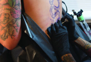 GRAHAM MEDICAL NONWOVEN PATIENT DRAPE-Drape, Nonwoven/Poly, 36”x50”, Black