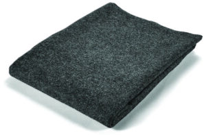 GRAHAM MEDICAL -Comfort1® Economy Blanket, Polyester, Gray, 40"x80"